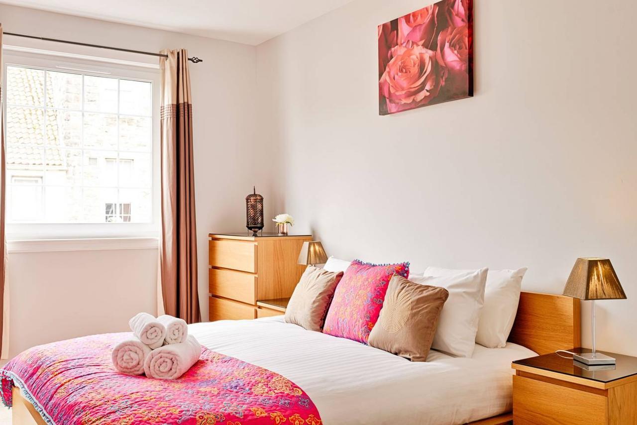 Joivy Bright Royal Mile Apartment Edinburgh Ngoại thất bức ảnh