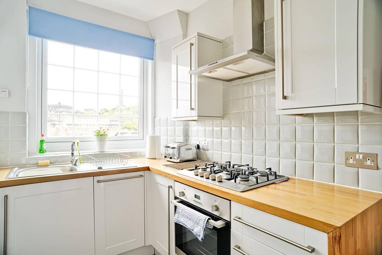 Joivy Bright Royal Mile Apartment Edinburgh Ngoại thất bức ảnh